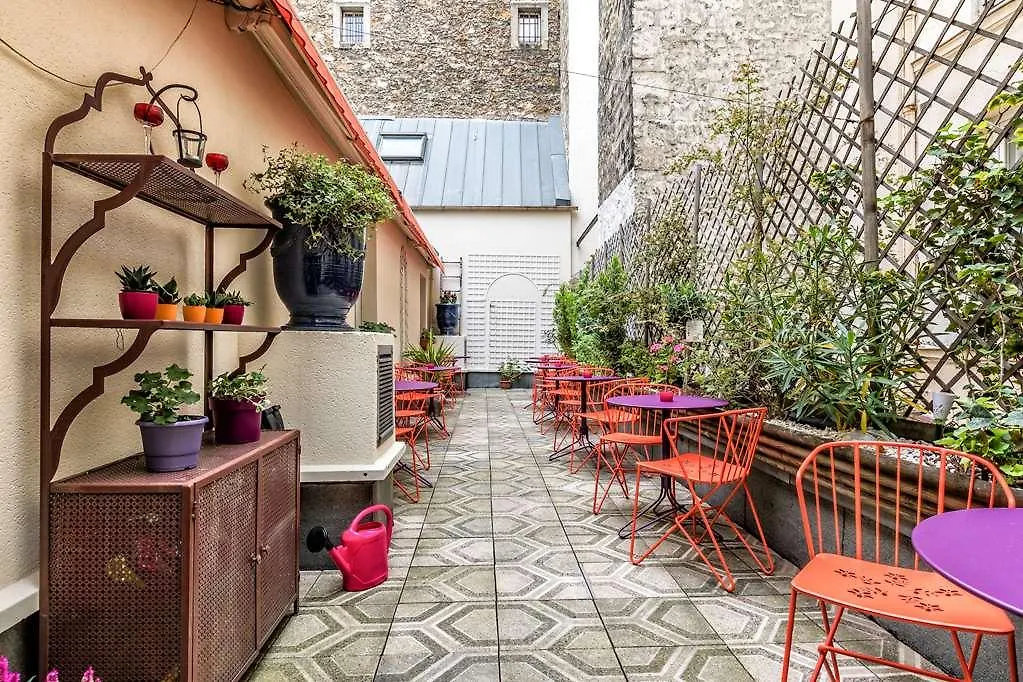 Villa Alessandra Paris 4*,  France