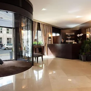 La Du Roy Champs Elysees Отель